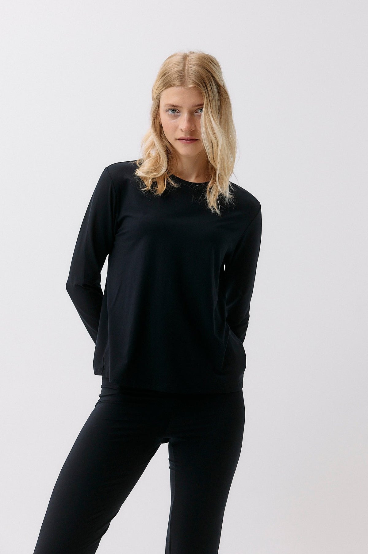 Neo Classic Long Sleeve - black intense