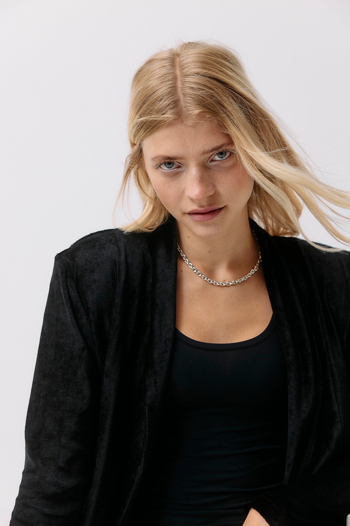 Velvet Blazer - black intense