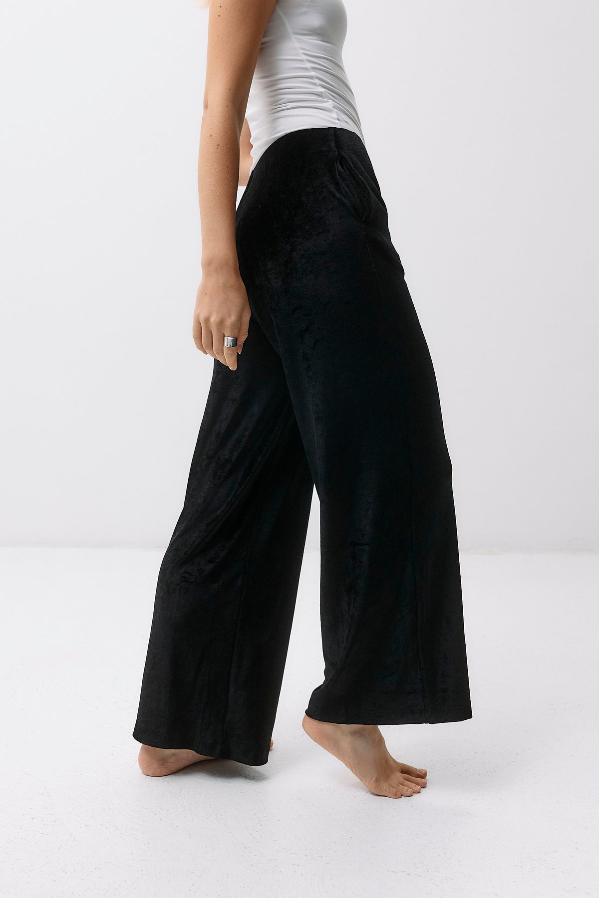 Velvet Pants - black intense