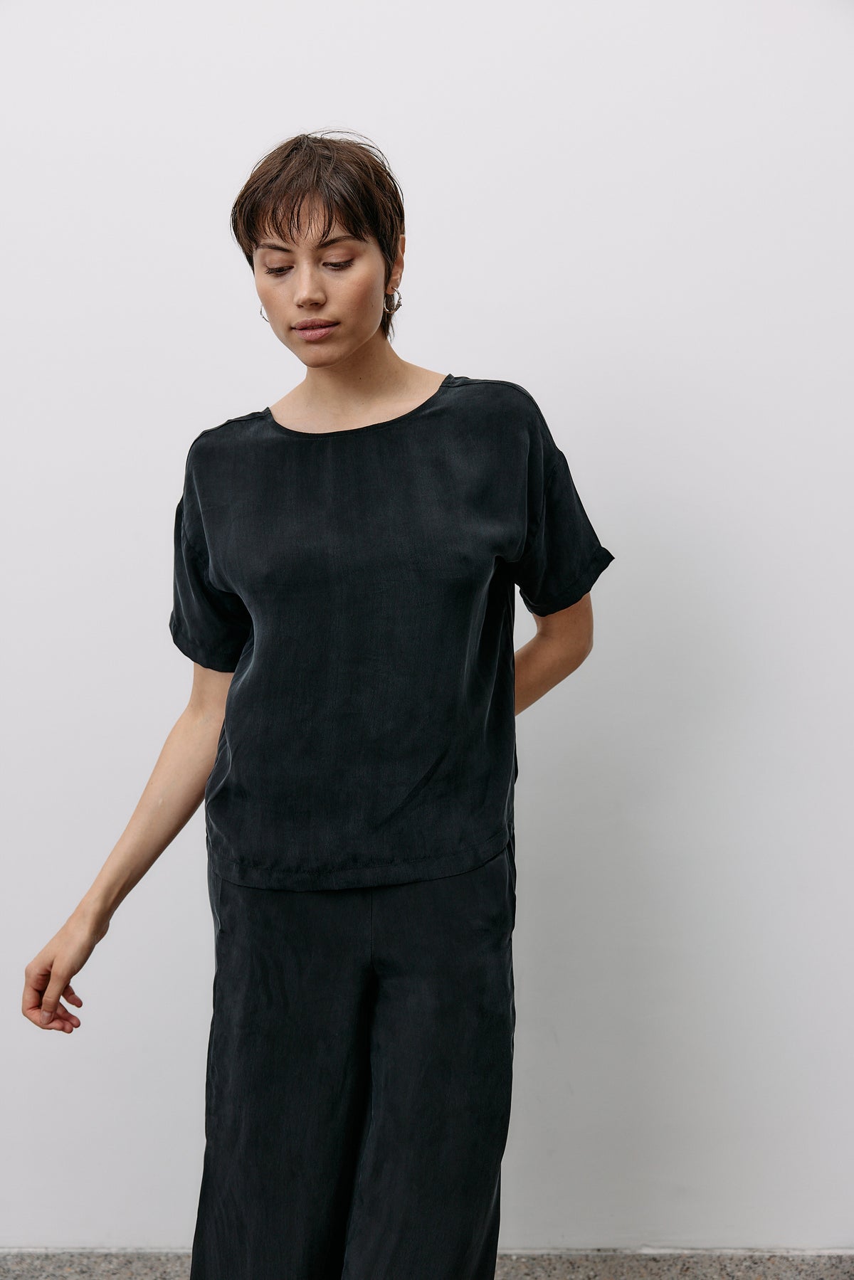 Woven Cupro Reversible Top - graphite