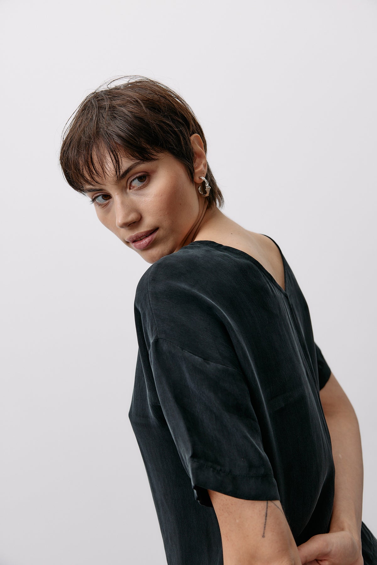 Woven Cupro Reversible Top - graphite