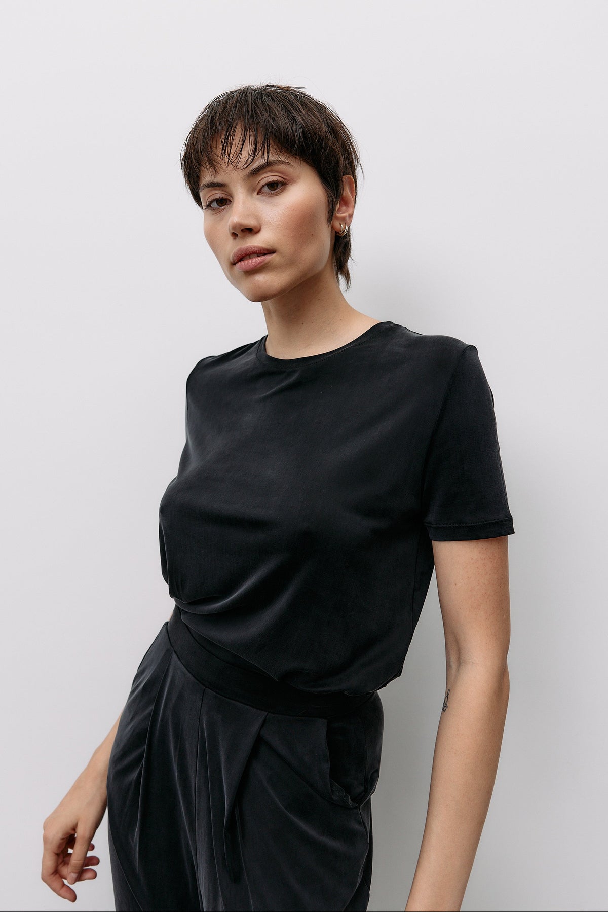 Cupro Short Sleeve - graphite