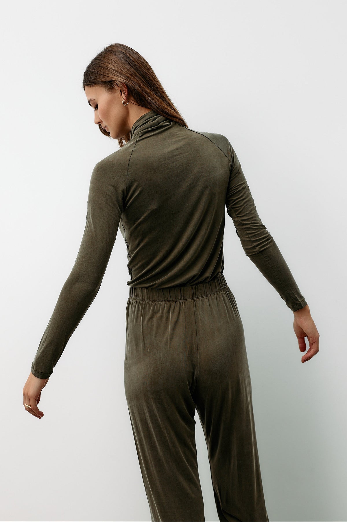 Cupro Tube Neck - dusty olive