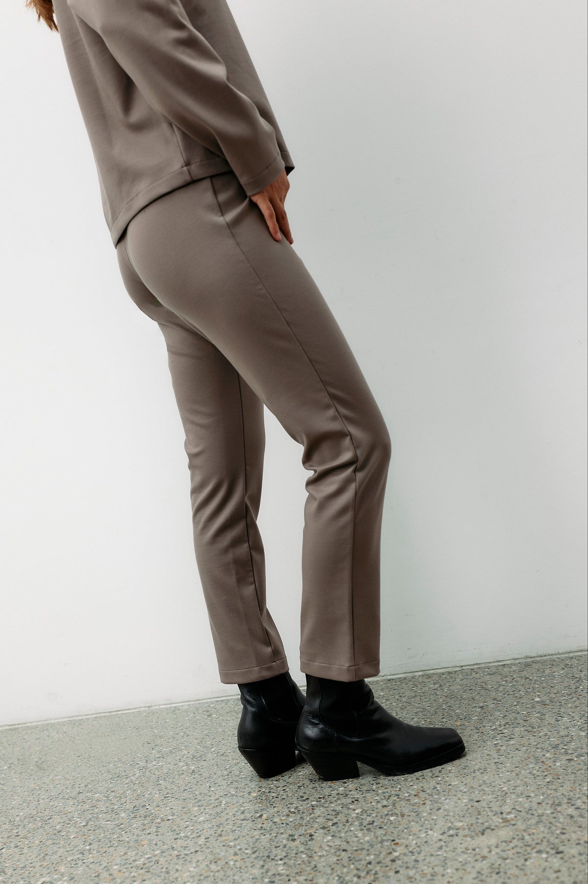 Transformation Pants - cinder taupe
