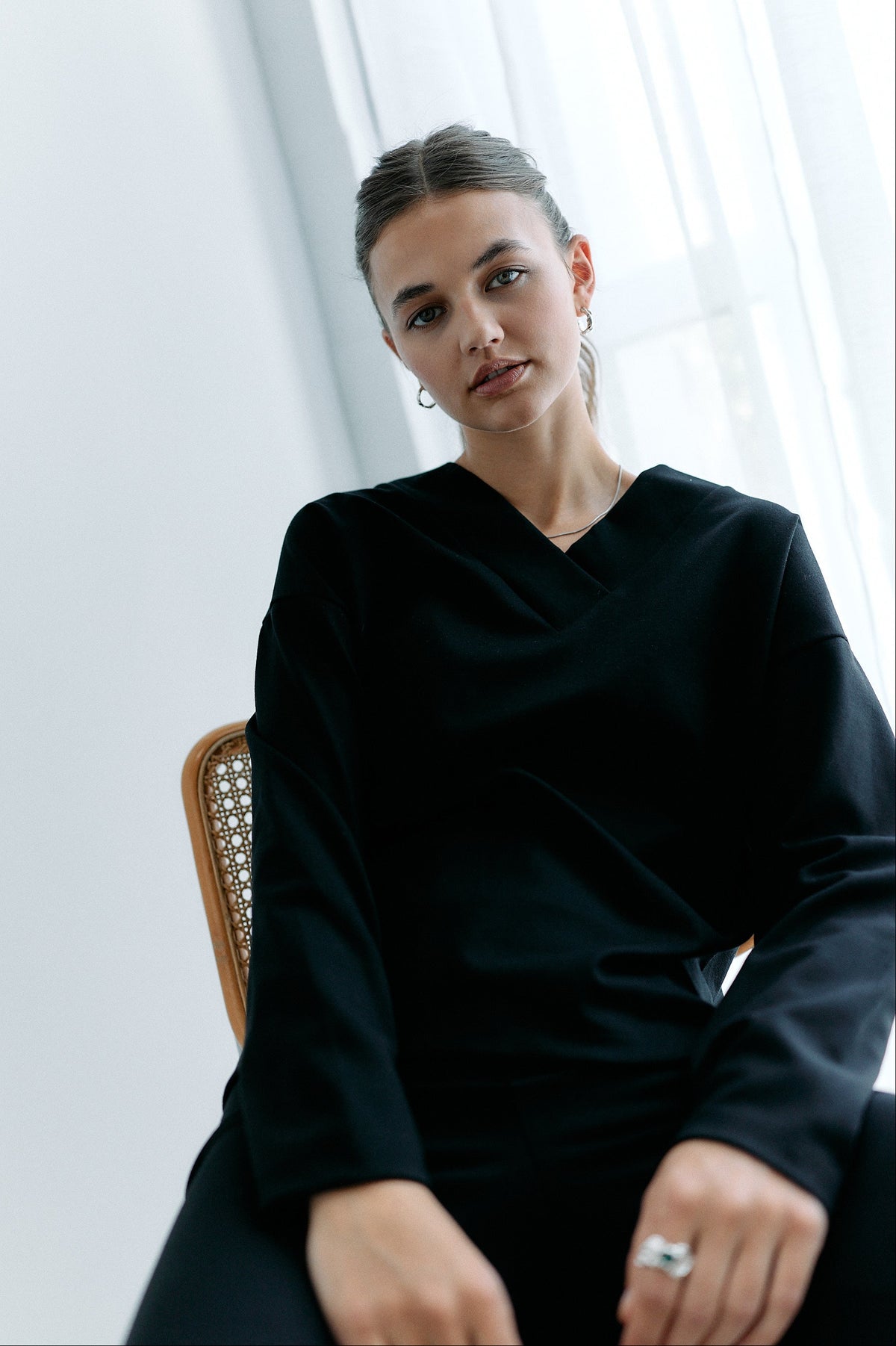 Transformation V-Neck - black intense