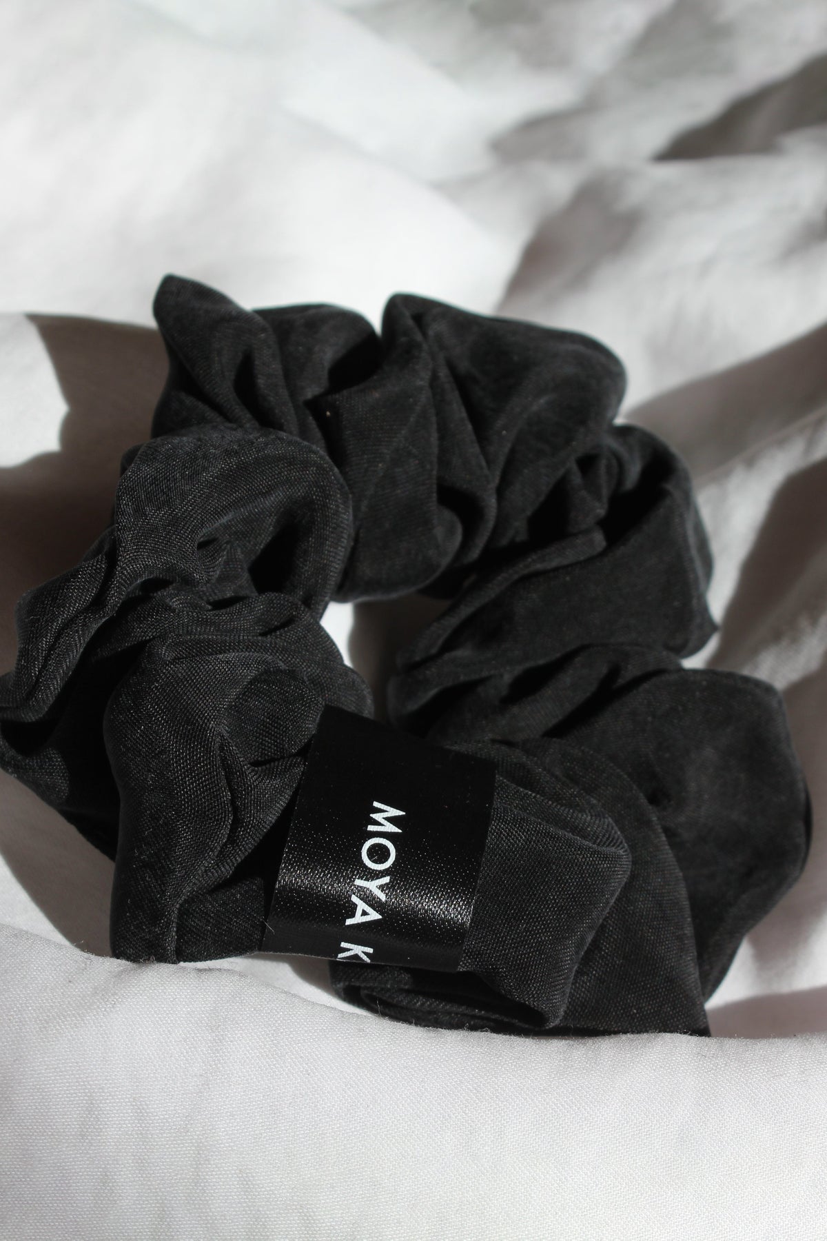 Woven Cupro Scrunchie medium - graphite
