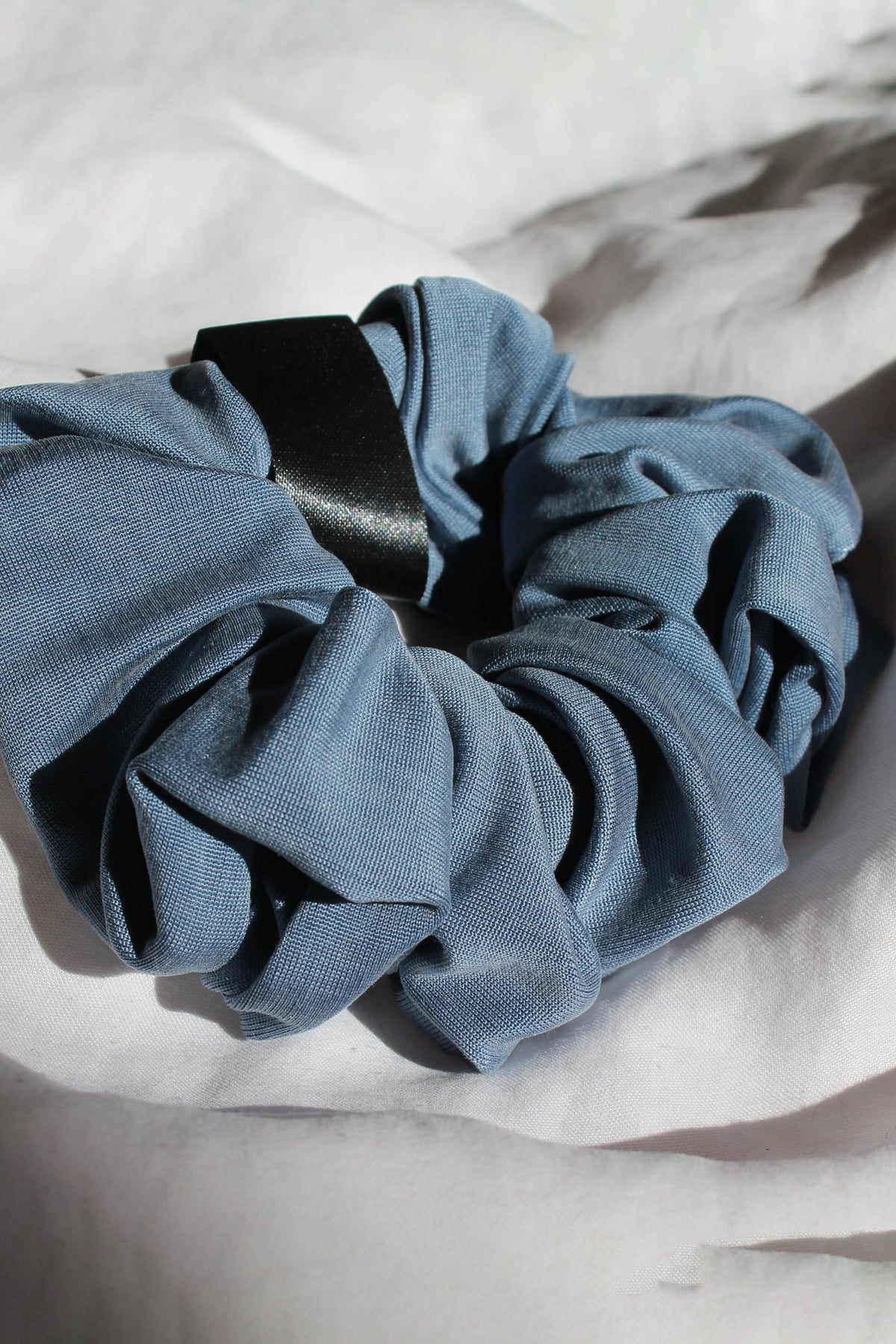 Cupro Scrunchie medium - blue heaven