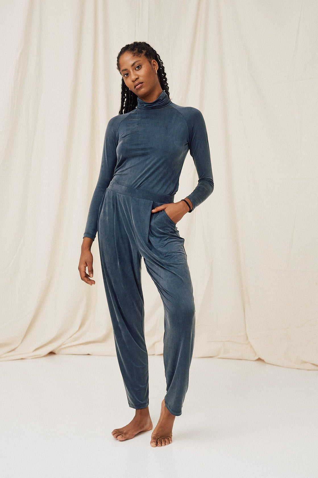 Cupro Tube Neck - midnight blue