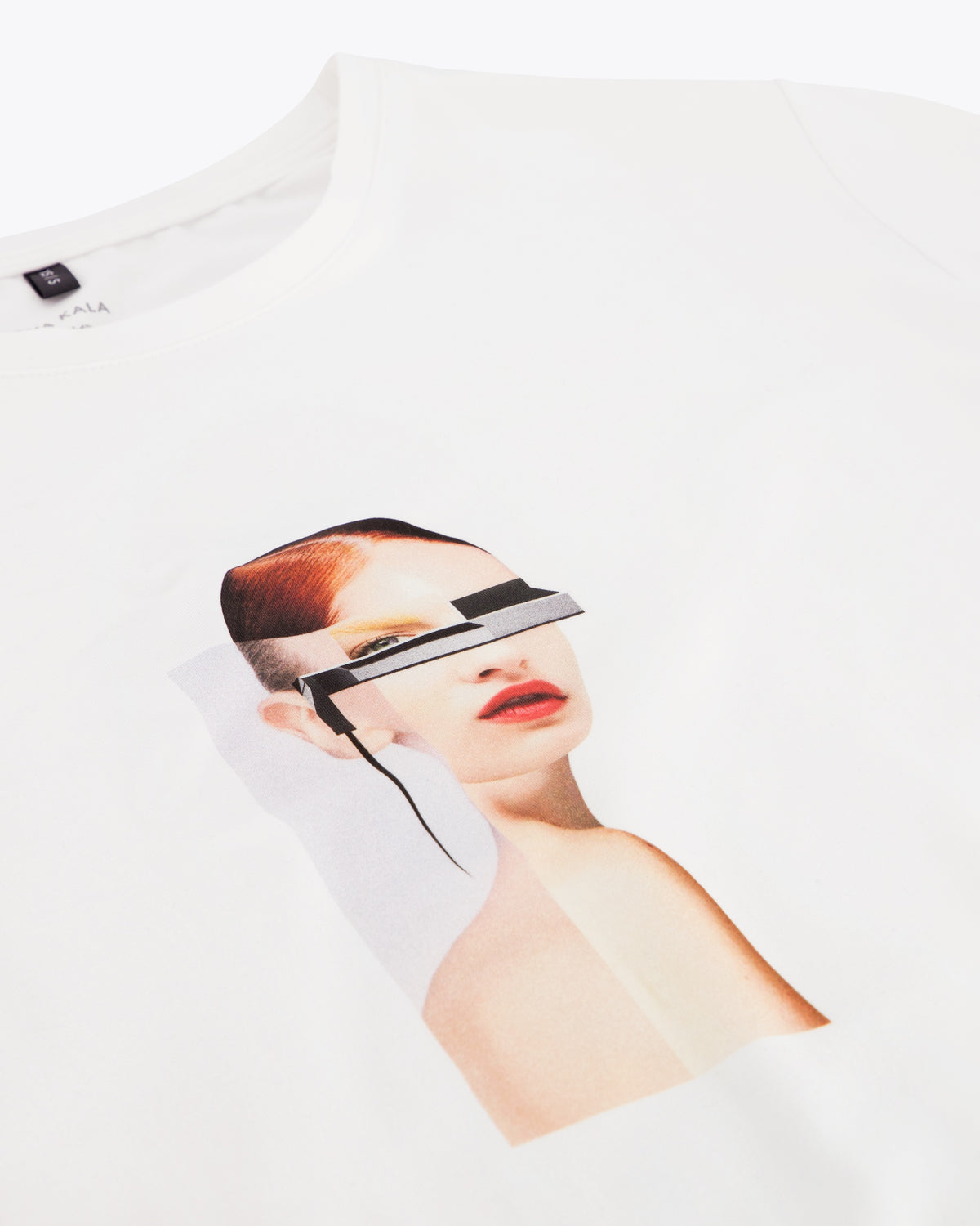 Carmen Köppel Collab-T - infinity white